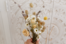 Dried flowers bunch, small, larkspur, billy buttons, scabious, strawflowers, RTS
