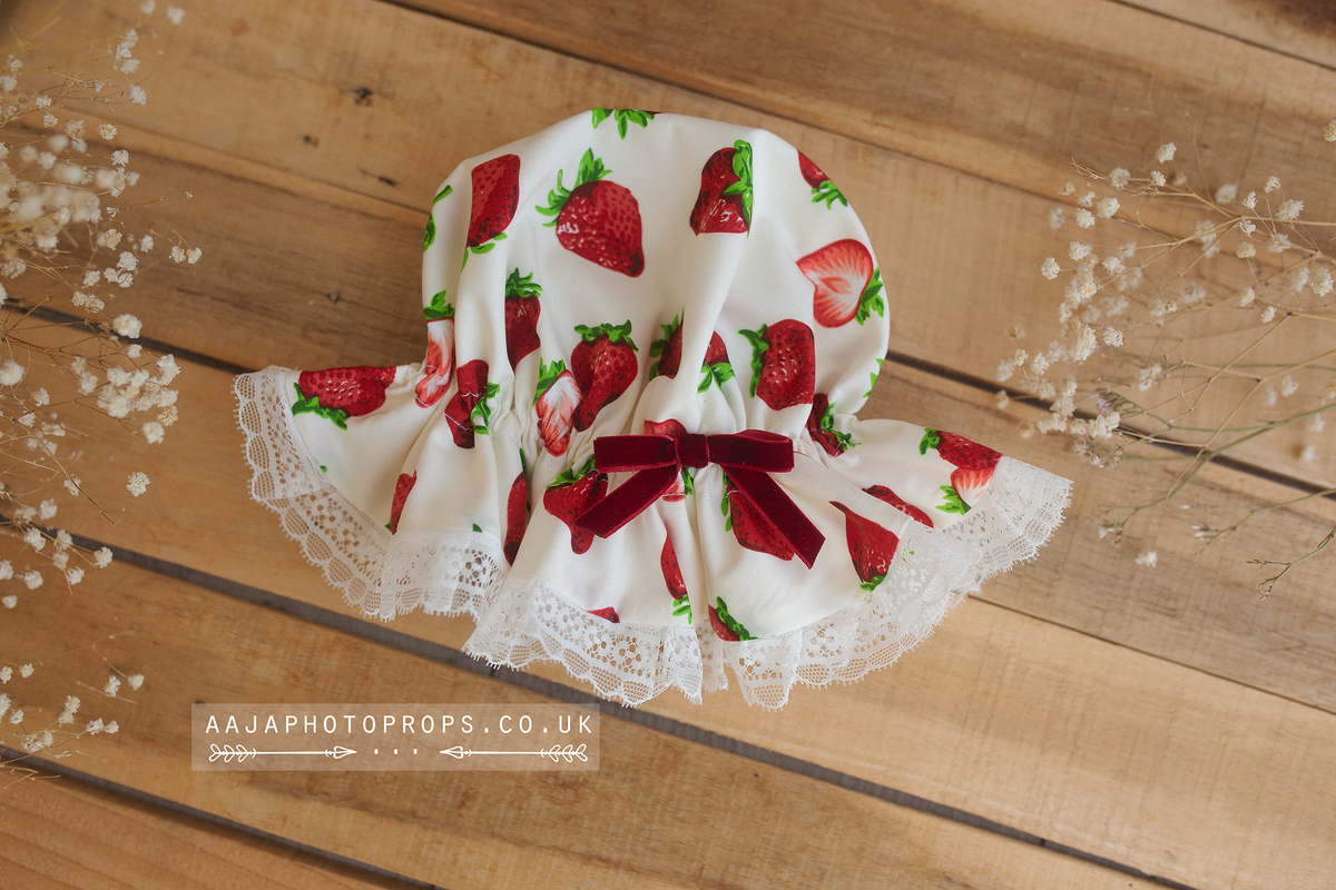Strawberry sales baby outfit