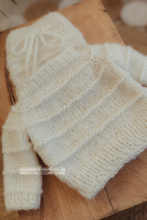 Knitted Baby newborn sweater and bloomers, Creamy off white, RTS