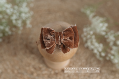 Velvet newborn and sitter girl tieback, brown, double, RTS