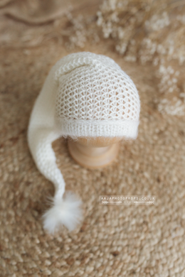 Knitted Baby newborn sleepy hat, knitted, off white, ivory, made to order