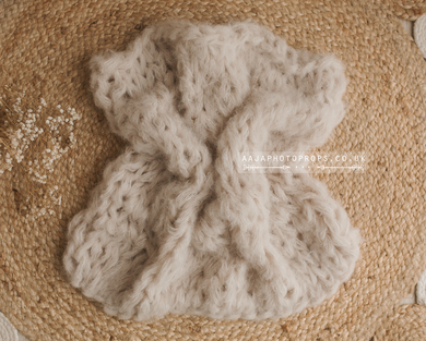 Knitted chunky layer, fluffy soft, natural beige, Photo prop, made to order