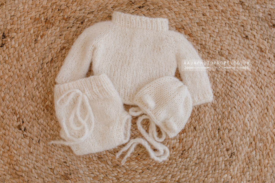 Baby newborn bear bonnet, sweater and bloomers, light creamy beige, Made to order