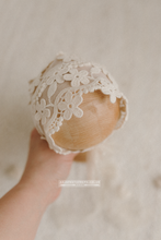 Newborn baby bonnet, creamy off white, daisies, flowers, vintage, lace, RTS