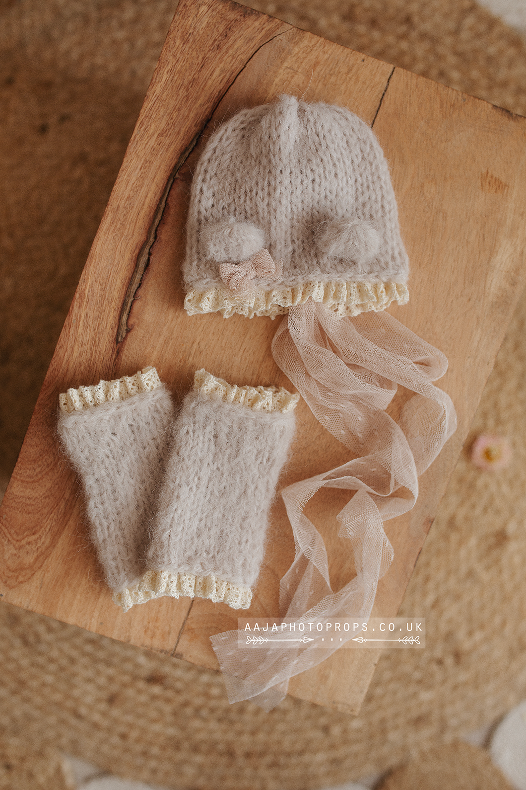 Baby newborn bear bonnet leg warmers set, light beige, lace, made to order