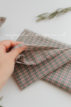 Layer and pillow set plaid, check, green, red, Christmas, RTS