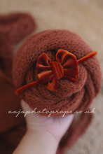 Prop bundle, Layer, Wrap, Bonnet, Bow, Rust Burnt Orange, RTS