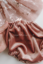Load image into Gallery viewer, Dusty pink star 6-12 months size baby girl top and nappy cover, Christmas, RTS