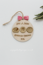 Wooden ornament disc Sourdough baker 2026, bread, RTS