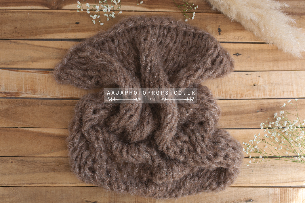 Knitted Chunky layer, brown, made to order
