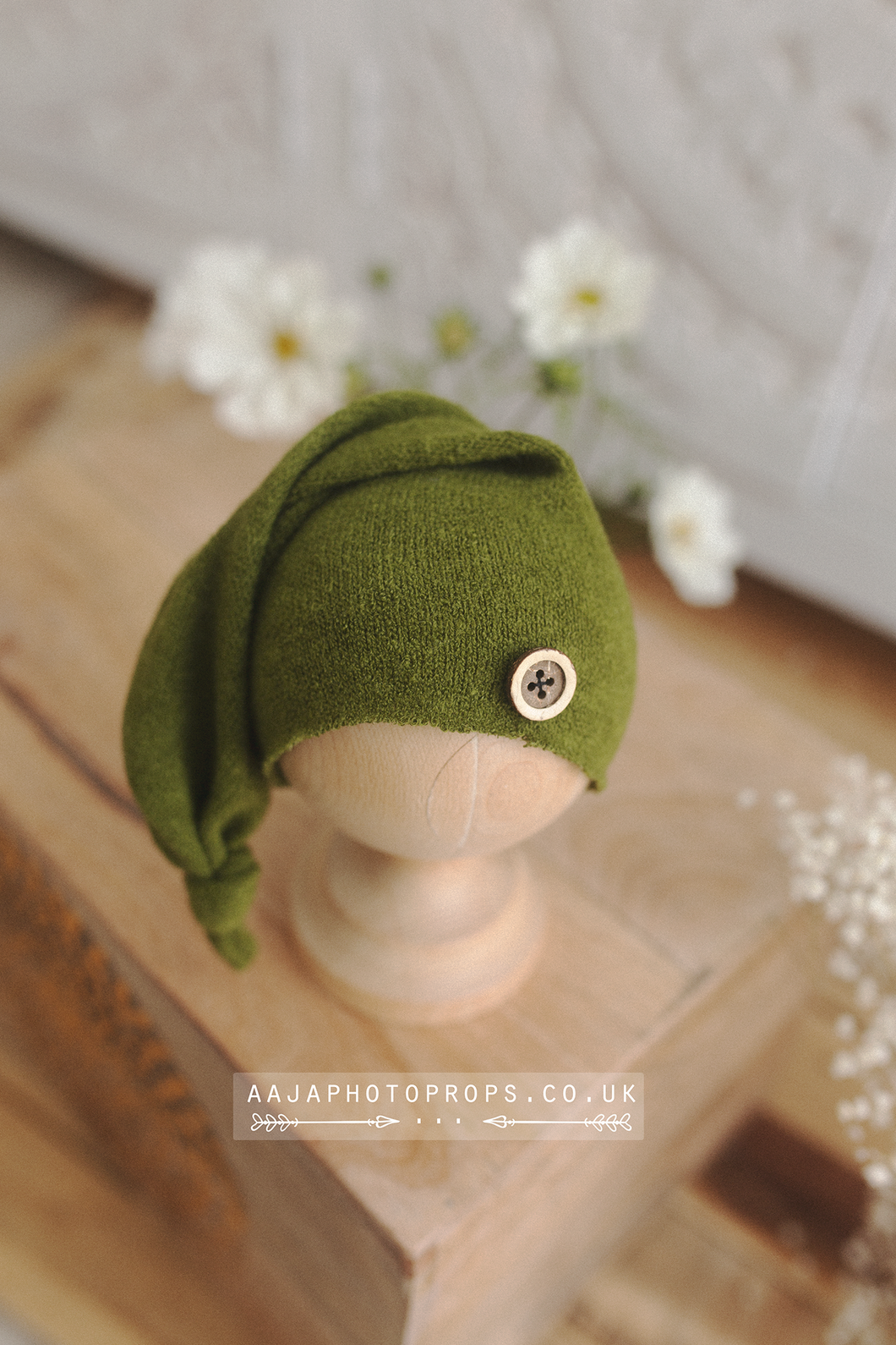 Baby newborn sleepy hat, knot, olive green, button, RTS